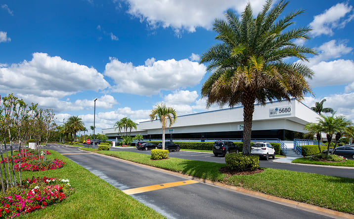 Pictures of Office property located at 5660-5690 & 5810-5840 , W. CYPRESS ST, Tampa, FL 33607 for lease - image #1