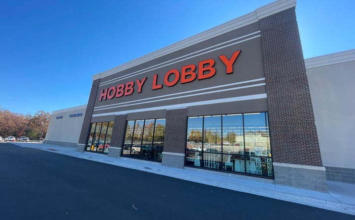 Pictures of Retail property located at 4690 Osage Beach Pkwy, Osage Beach, MO 65065 for lease - image #1