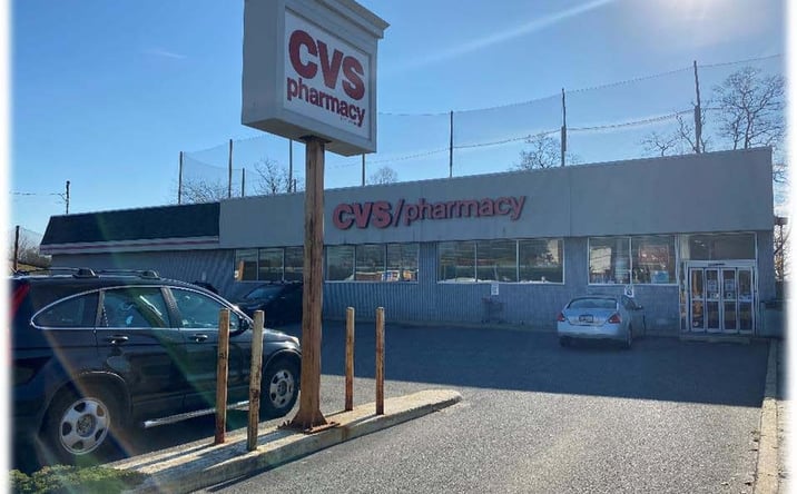 Pictures of Retail property located at 2030 Hillside Avenue, New Hyde Park, NY 11040 for lease - image #1