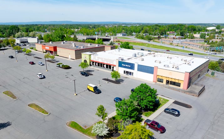 Pictures of Retail, Restaurant property located at 601 Troy Schenectady Rd, Latham, NY 12110 for lease - image #1