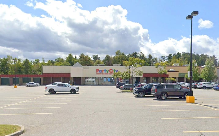 Pictures of Retail property located at 155 Dorset Street, South Burlington, VT 05403 for lease - image #1