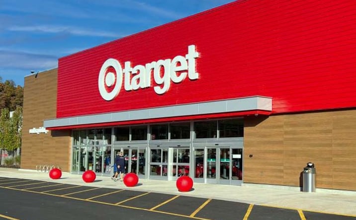 Pictures of Retail property located at 4 Liberty Square, Teays Valley, WV 25526 for lease - image #1