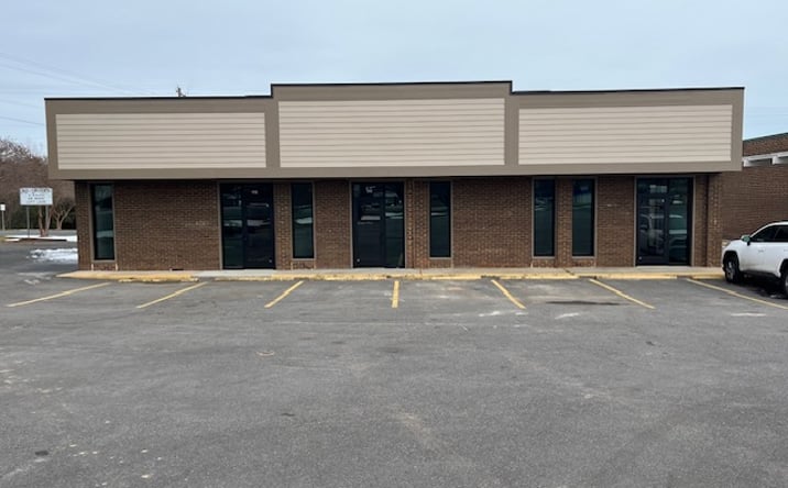 Pictures of Office property located at Monroe Plaza Shopping Center, Monroe, NC 28110 for lease - image #1