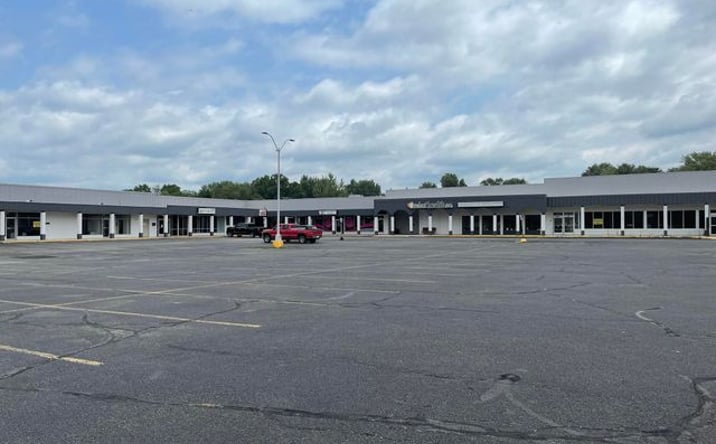 Pictures of Retail property located at 476 Marshall Street, Coldwater, MI 49036 for lease - image #1
