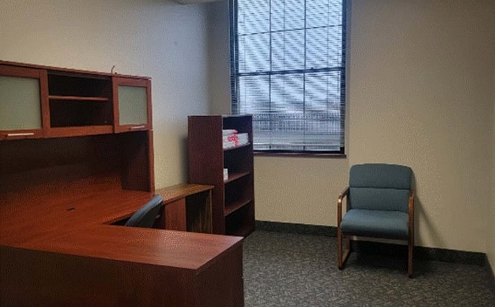 Pictures of Office property located at 432 North Saginaw Street, Flint, MI 48502 for lease - image #1