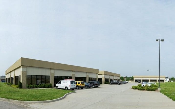 Pictures of Office property located at 5177 Rosebud Ln, Newburgh, IN 47630 for lease - image #1