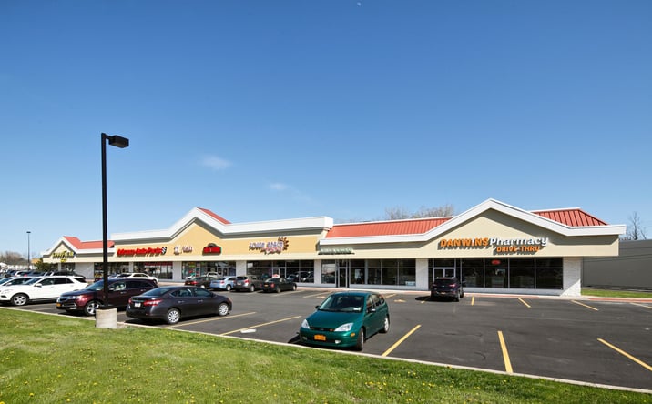 Pictures of Retail property located at 2186 Empire Blvd, Webster, NY 14580 for lease - image #1