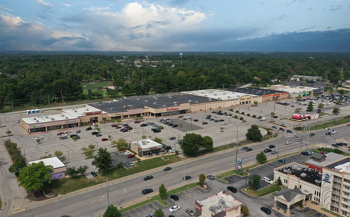 Pictures of Retail property located at 1115-1235 South Kirkwood Road, Kirkwood, MO 63122 for lease - image #1