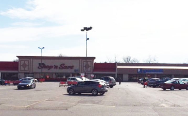 Pictures of Retail property located at 1705 Homer Adams Parkway, Alton, IL 62002 for lease - image #1