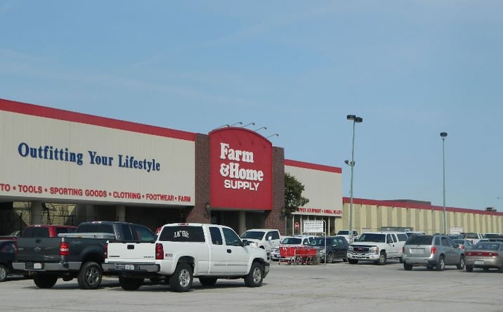 Pictures of Retail property located at 2600 Homer Adams Parkway, Alton, IL 62002 for lease - image #1