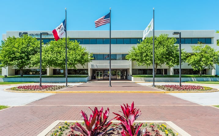 Pictures of Office property located at 3001 Westown Pkwy, West Des Moines, IA 50266 for lease - image #1
