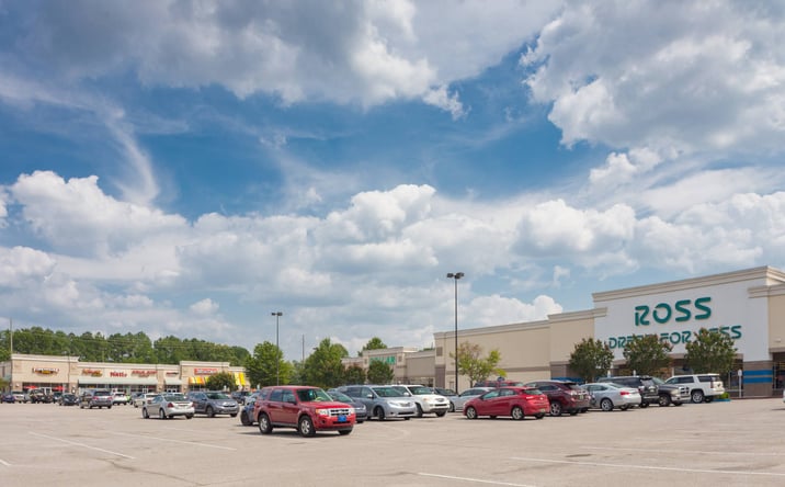 Pictures of Retail property located at 6275 University Dr NW, Huntsville, AL 35806 for lease - image #1