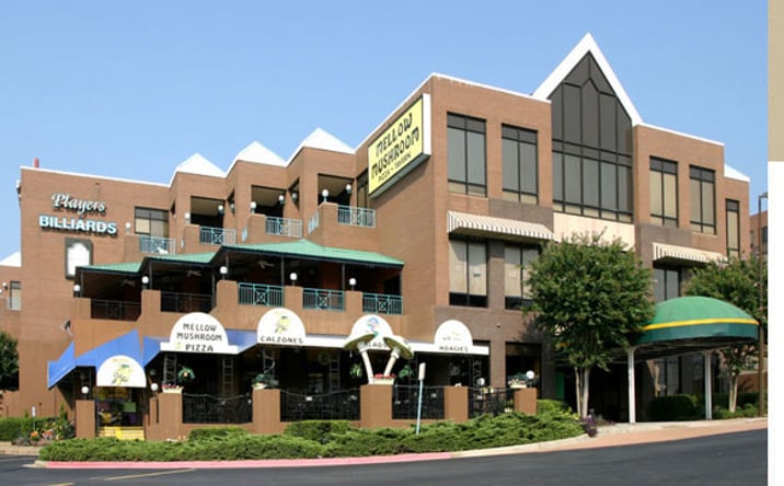 Pictures of Retail, Office property located at 2000 Powers Ferry Road, Marietta, GA 30067 for lease - image #1