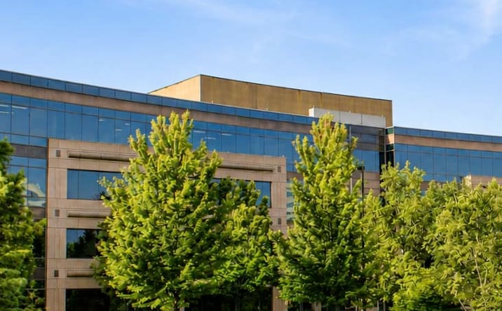 Pictures of Office, Restaurant property located at 565 Metro Pl S, Dublin, OH 43017 for lease - image #1