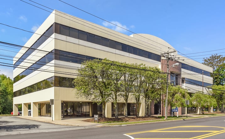 Pictures of Office property located at 201 W Passaic St, Rochelle Park, NJ 07662 for lease - image #1