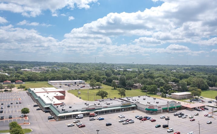 Pictures of Retail property located at 7921 N Alpine Rd, Loves Park, IL 61111 for lease - image #1
