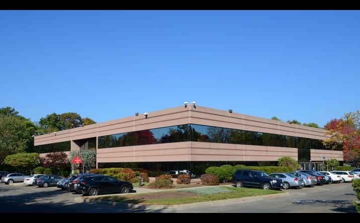 Pictures of Office property located at 7 Cambridge Dr, Trumbull, CT 06611 for lease - image #1