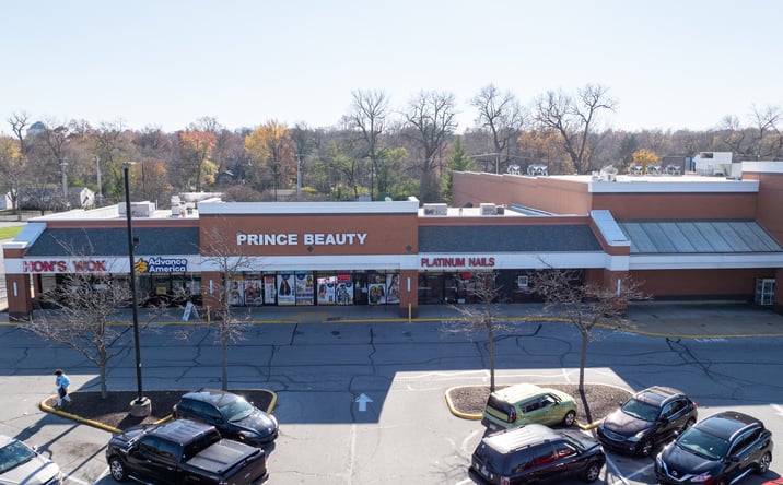 Pictures of Retail property located at 6920 Olive Blvd, University City, MO 63130 for lease - image #1