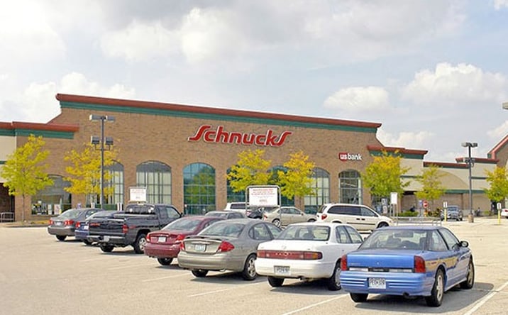 Pictures of Retail property located at 12756 Olive Blvd, Creve Coeur, MO 63141 for lease - image #1