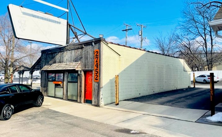 Pictures of Retail property located at 27452 Woodward Ave, Royal Oak, MI 48067 for lease - image #1