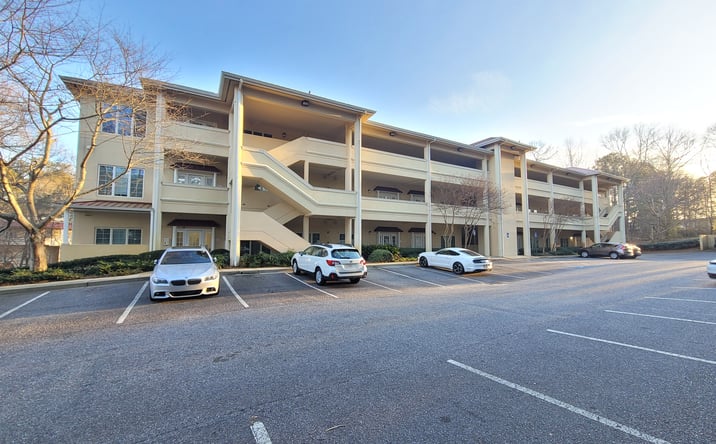 Pictures of Retail, Office, Special Purpose property located at 900 Old Roswell Lakes Pkwy, Roswell, GA 30076 for lease - image #1