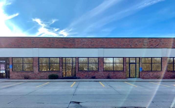 Pictures of Office property located at 10500 Justin Dr, Urbandale, IA 50322 for lease - image #1