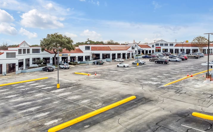 Pictures of Retail property located at 2318 Pat Booker Rd, Universal City, TX 78148 for lease - image #1