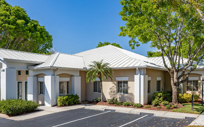 Pictures of Office property located at 12651 McGregor Blvd, Fort Myers, FL 33919 for lease - image #1