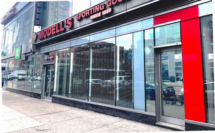 Pictures of Retail, Restaurant property located at 300 West 125th Street, New York City, NY 10027 for lease - image #1
