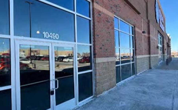 Pictures of Retail property located at 10500 Parallel Pkwy, Kansas City, KS 66109 for lease - image #1
