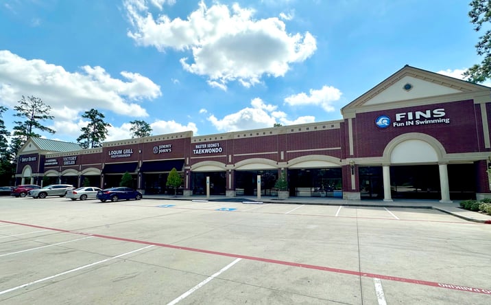 Pictures of Retail, Restaurant property located at 3707 College Park Dr, Conroe, TX 77384 for lease - image #1