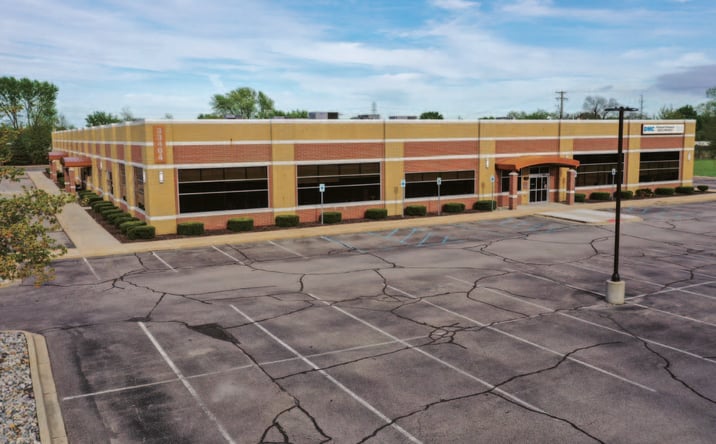 Pictures of Office property located at 33464 Schoenherr Rd, Sterling Heights, MI 48312 for lease - image #1