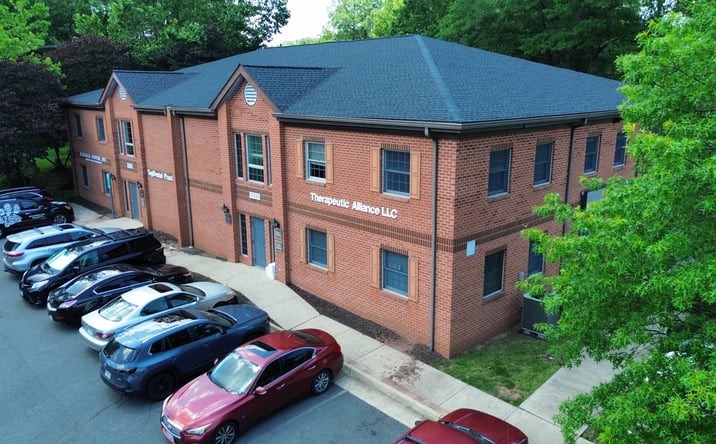 Pictures of Office property located at 10535 Crestwood Dr, Manassas, VA 20109 for lease - image #1