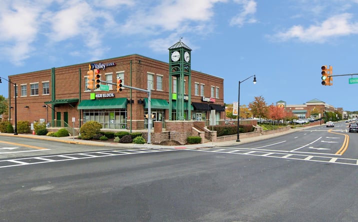 Pictures of Office, Restaurant property located at 147 Main St, Lodi, NJ 07644 for lease - image #1