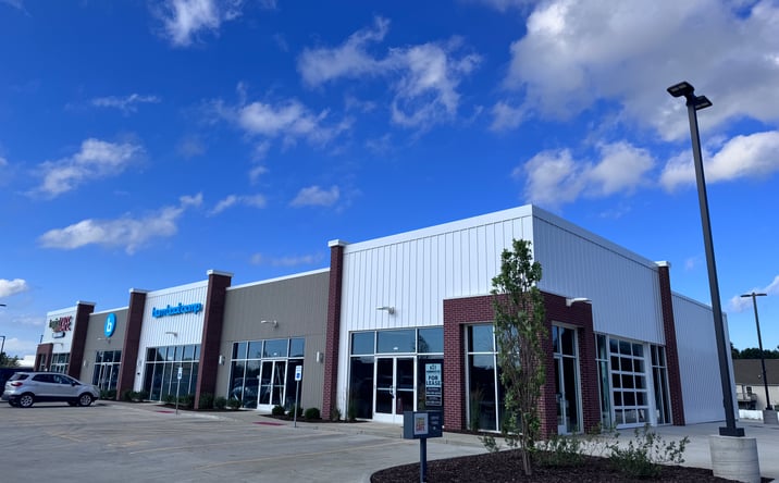 Pictures of Retail, Office property located at 4607 E 53rd St, Davenport, IA 52807 for lease - image #1