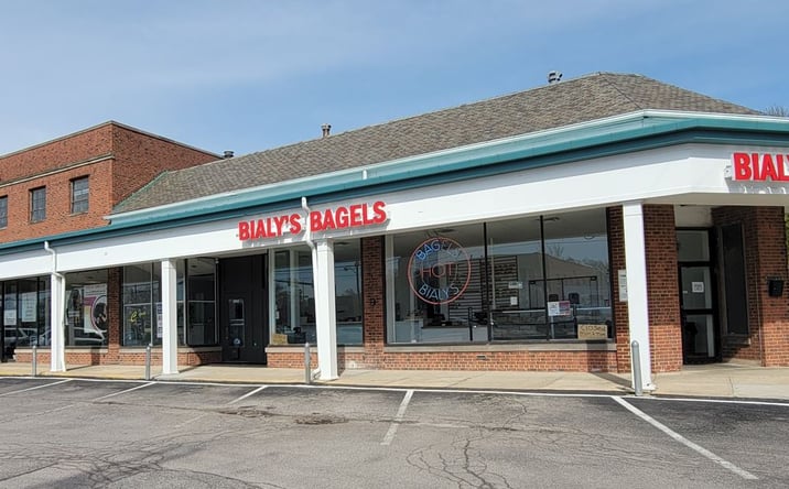 Pictures of Retail property located at 2255 Warrensville Center Rd, University Heights, OH 44118 for lease - image #1