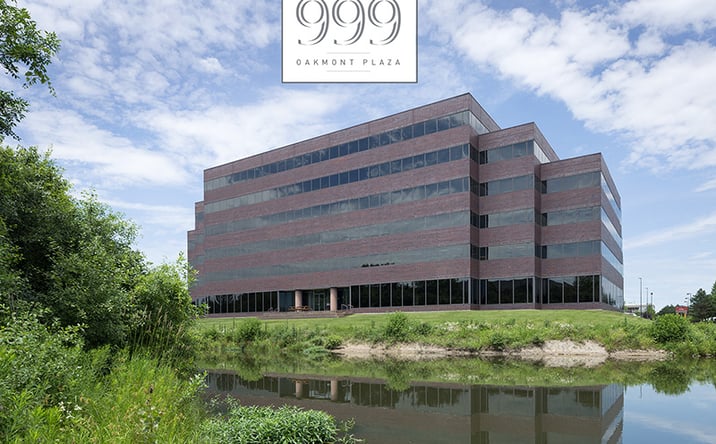 Pictures of Office property located at 999 Oakmont Plaza Dr, Westmont, IL 60559 for lease - image #1