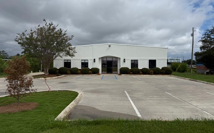 Pictures of Industrial property located at 101 Wilson Way, Calera, AL 35040 for lease - image #1