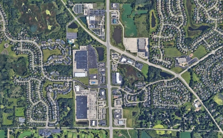 Pictures of Retail property located at 7000 Huntley Rd, Carpentersville, IL 60110 for lease - image #1