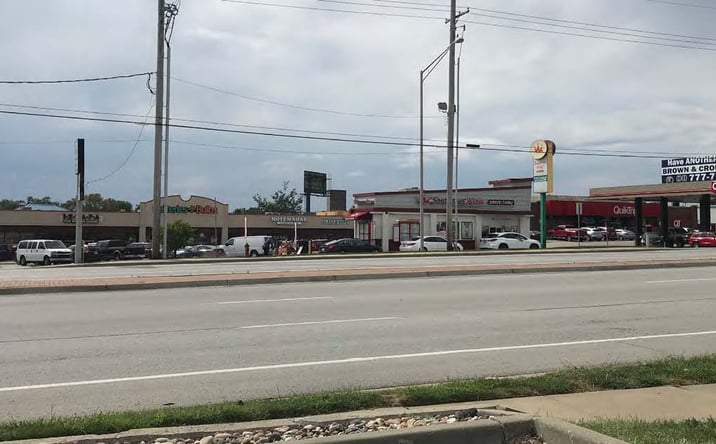 Pictures of Retail property located at 7101-7121 NW Barry Road, Kansas City, MO 64151 for lease - image #1