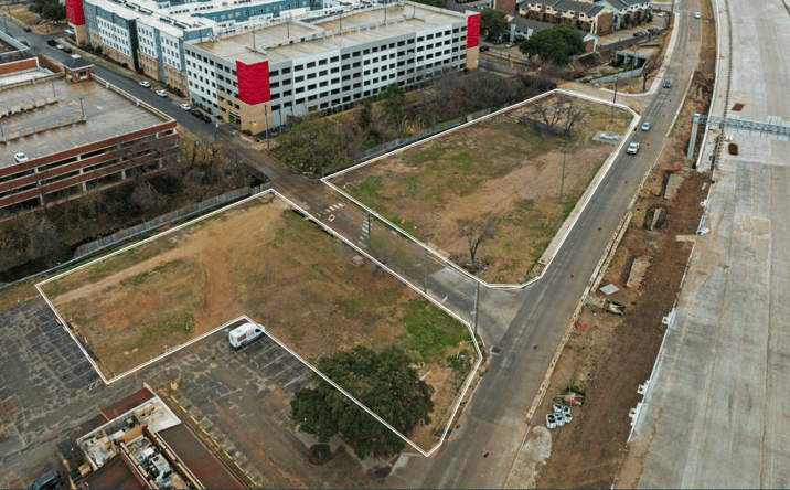 Pictures of Land property located at 820 N IH-35, Waco, TX 76706 for lease - image #1
