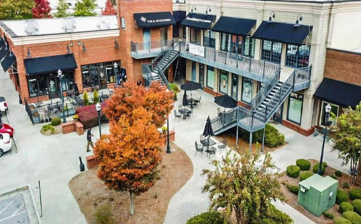 Pictures of Retail property located at 2023 Grayson Highway, Grayson, GA 30017 for lease - image #1