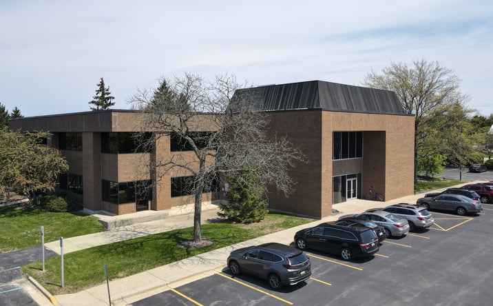 Pictures of Office property located at 3949 Sparks Dr SE, Grand Rapids, MI 49546 for lease - image #1
