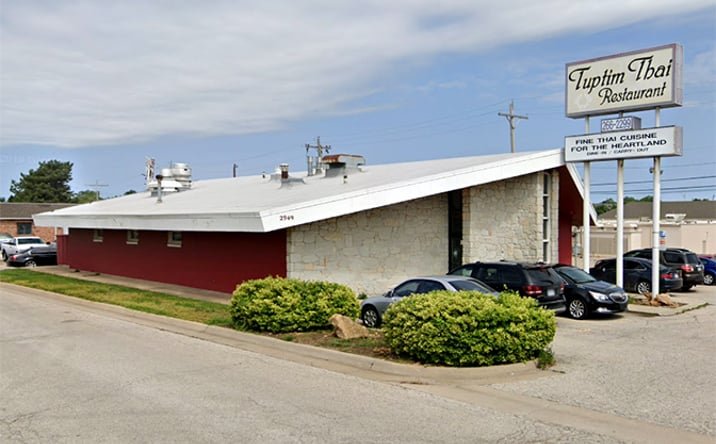 Pictures of Retail property located at 2949 S Kansas Ave, Topeka, KS 66611 for lease - image #1