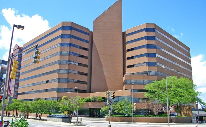 Pictures of Office property located at 433 N Summit St, Toledo, OH 43604 for lease - image #1