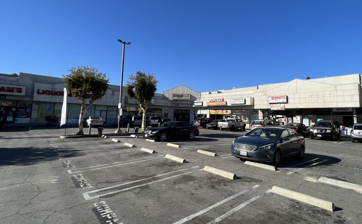 Pictures of Retail property located at 15713 Vanowen Street, Van Nuys, CA 91406 for lease - image #1