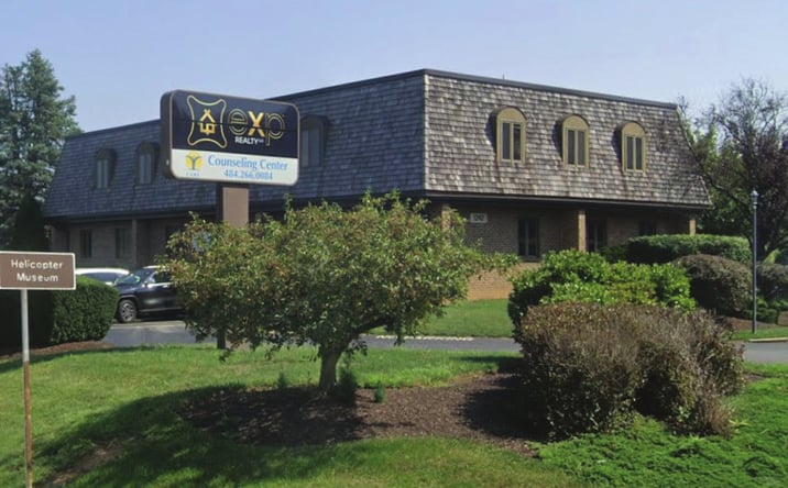Pictures of Office property located at 1242 West Chester Pike, West Chester, PA 19382 for lease - image #1
