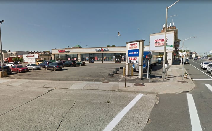 Pictures of Retail property located at 34 E Sunrise Hwy, Freeport, NY 11520 for lease - image #1