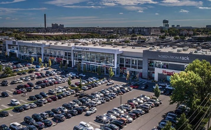 Pictures of Retail property located at 900 Old Country Road, Garden City, NY 11530 for lease - image #1