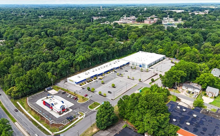 Pictures of Retail, Office, Restaurant property located at 475 N Cannon Blvd, Kannapolis, NC 28083 for lease - image #1